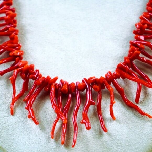 Natural Mediterranean Branch Coral Necklace - Picture 3 of 4